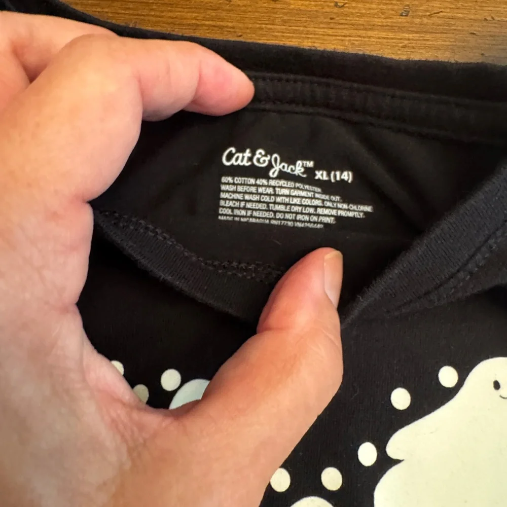 Cat & Jack XL (14) Black Ghost Halloween Graphic Women's Tee - glow in the dark - Picture 4 of 5